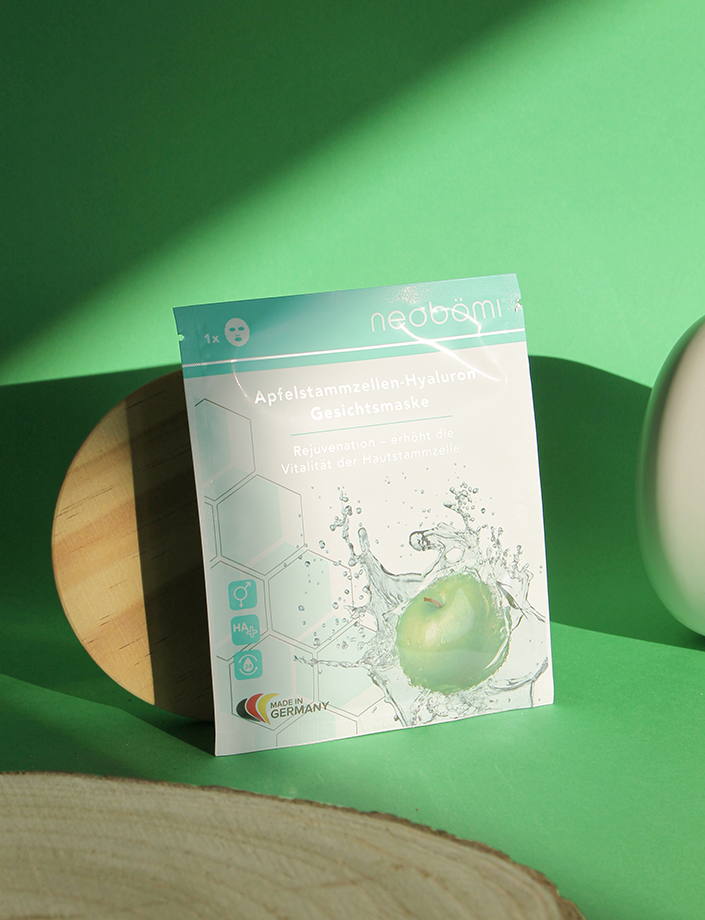Glow-Booster Duo (30er Packung Tri-Hyaluron Serum + 2er Pack Apfelstammzellenmaske)