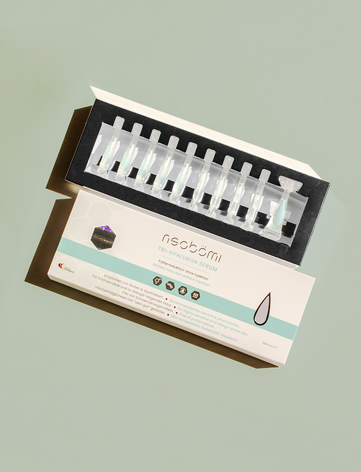 Hochdosiertes Tri-Hyaluron Serum
