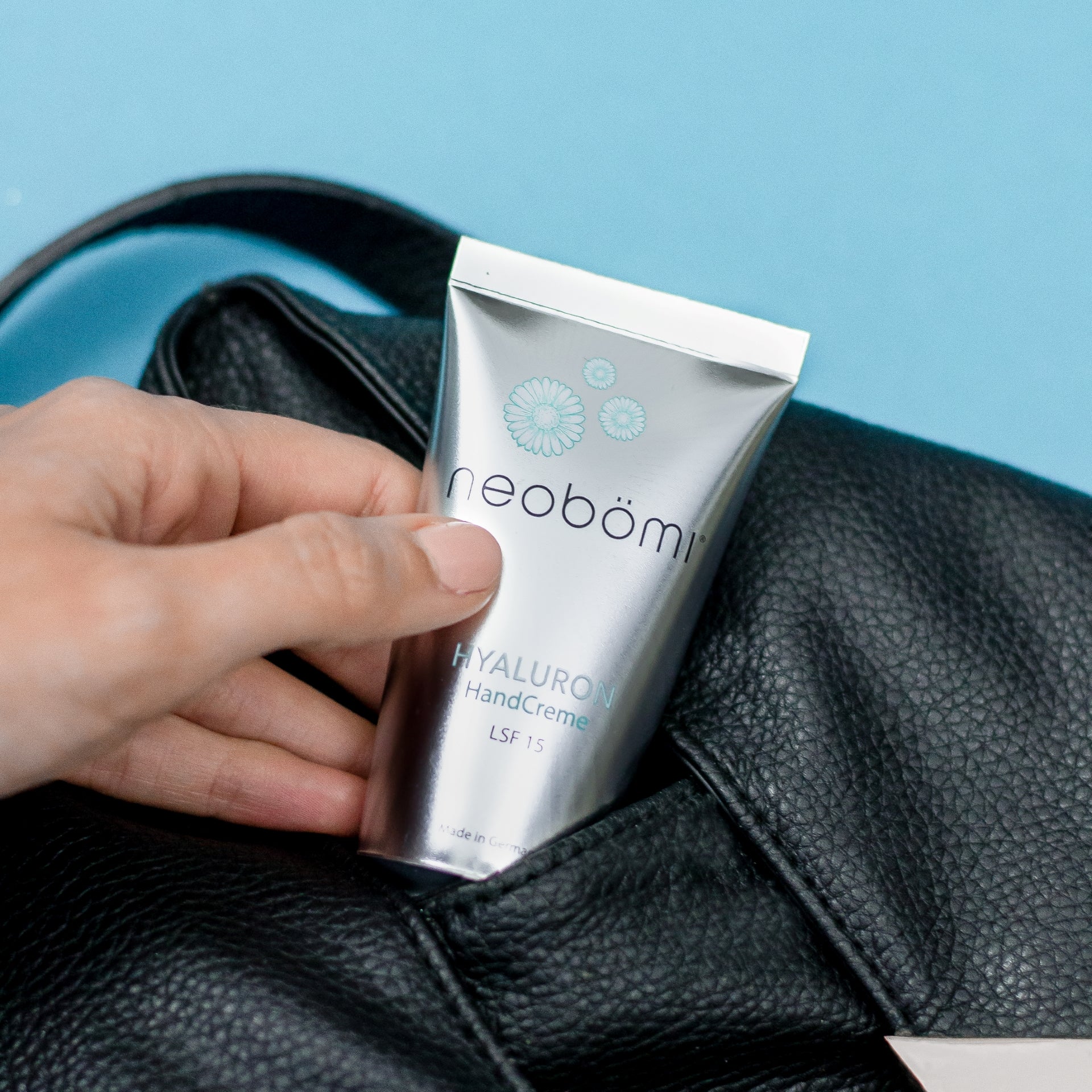 kostenlose neobömi - Kamillen-Hyaluron Handcreme